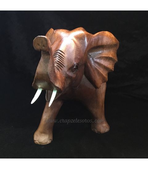 Colmillos de Nácar en Elefante tallado en madera natural de la India