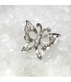 Trece Diamantes talla brillante en colgante mariposa de oro blanco.
