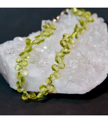 Olivinas o Peridotos talla gota facetada en pulsera con cierres de plata  de ley