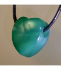 Ágata verde corazón en colgante con agujero