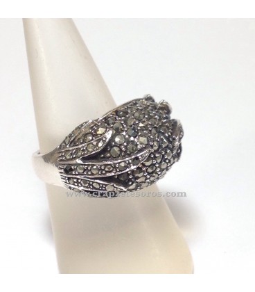 Anillo de plata de ley con marcasitas