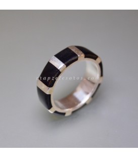 Shungitas talla rectangular en anillo exclusivo de plata de ley