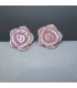 Nácar rosa talla flor en pendientes de plata de ley
