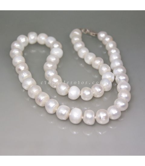 Collar de Perlas barrocas  cultivadas.