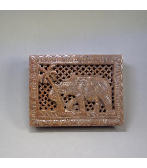 Elefante tallado en caja piedra jabón de India