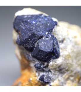 Lazulita cristalizada en paragénesis con  cuarzo