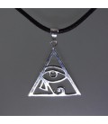 Ojo de Horus y piramide en colgante de plata de ley