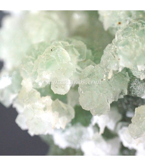 Fluorita verde cristalizada de China.