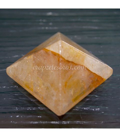 Pirámide de Cuarzo citrino 