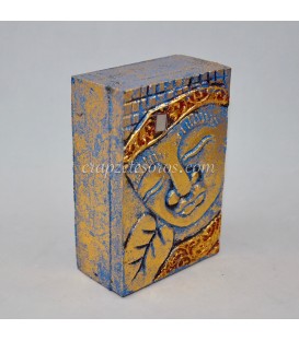 Caja con buda tallado y policromado en madera de la India