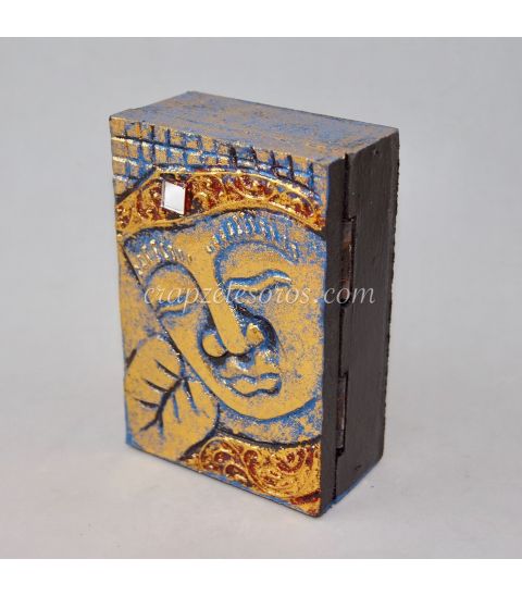 Caja con buda tallado y policromado en madera de la India