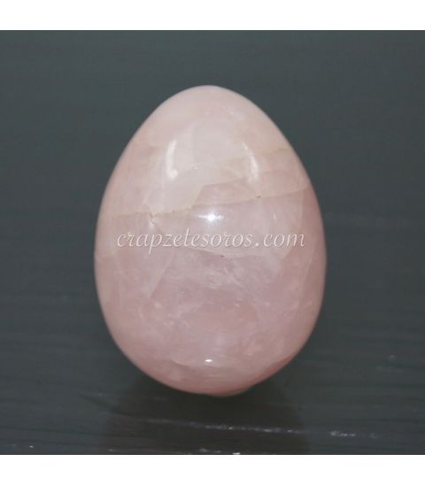 Cuarzo rosa tallado en forma de huevo con peana