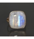 Piedra Luna Espectrolita en anillo en plata de ley