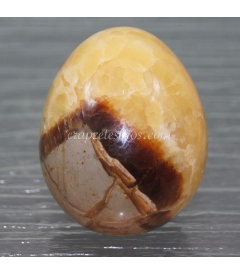 Septaria talla huevo de Marruecos ( también llamado huevo de Dragón)
