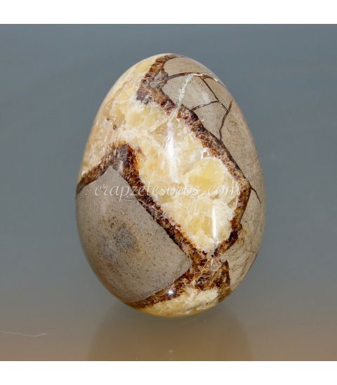 Corazón tallado en Septaria o huevo de dragón africana