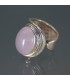 Cabujón de Cuarzo rosa montado en anillo de plata de ley