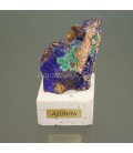 Azurita cristalizada y Malaquita del Congo sobre peana de travertino