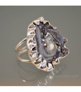 Original Calcedonia flor en anillo de plata de ley.
