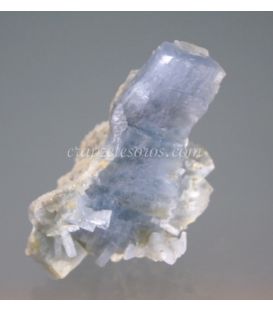 Barita azul cristalizada en Drusa