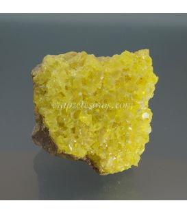 Azufre cristalizado en matriz de Bolivia.