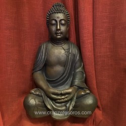 Impresionante Buda rústico sentado de resina