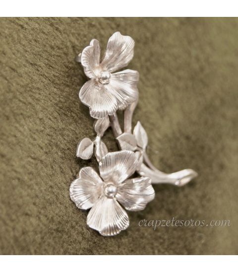 Broche o aguja forma floral de plata de ley