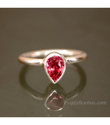 Rubelita Turmalina rosa en anillo de plata de ley