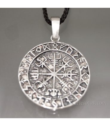 Vegvisir brujula vikinga en colgante de plata de ley