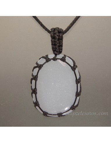 Angelite en colgante de macrame